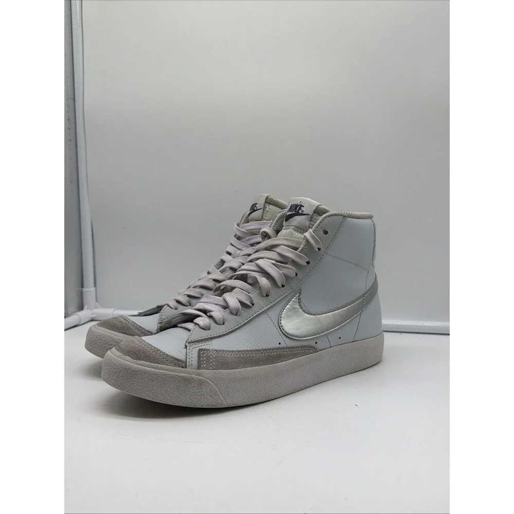 Men's Nike Blazer Mid '77 (GS) Pure Platinum Metallic Silver Sz 6.5Y DA4086-010